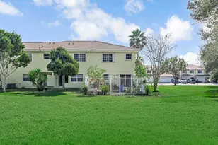 845 Imperial Lake Rd, West Palm Beach, FL 33413 - Photo 5
