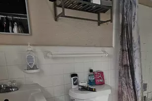 318 N Lakeside Ct, West Palm Beach, FL 33407 - Photo 31