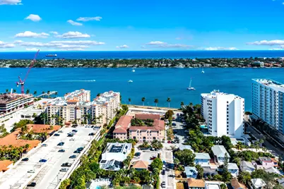 318 N Lakeside Court, West Palm Beach, FL 33407 - Photo 33