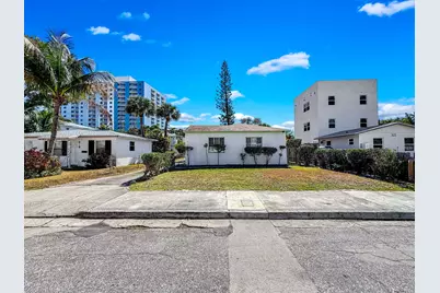 318 N Lakeside Court, West Palm Beach, FL 33407 - Photo 5