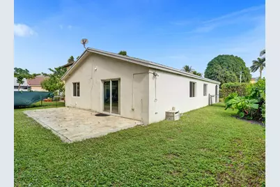 1245 SW 46th Way, Deerfield Beach, FL 33442 - Photo 31