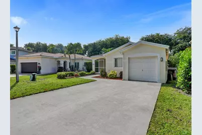 1245 SW 46th Way, Deerfield Beach, FL 33442 - Photo 3