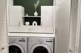 141 Plantation Blvd, Lake Worth Beach, FL 33467 - Photo 5