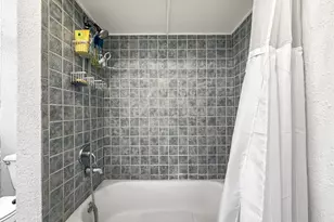 619 30th St, West Palm Beach, FL 33407 - Photo 51