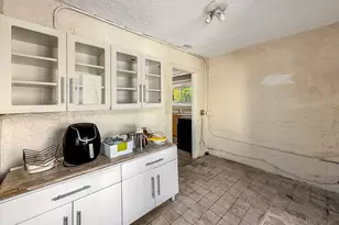 619 30th St, West Palm Beach, FL 33407 - Photo 23