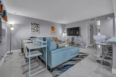 162 Capri D, Delray Beach, FL 33484 - Photo 3