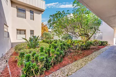 162 Capri D, Delray Beach, FL 33484 - Photo 15