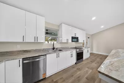 3554 NW 168th Court, Okeechobee, FL 34972 - Photo 11