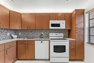 9283 Vista Del Lago, Boca Raton, FL 33428 - Photo 5