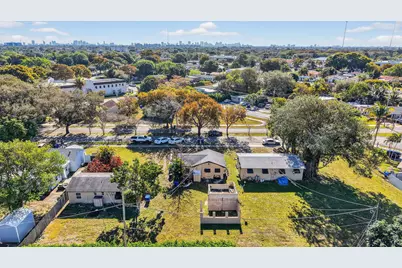 411 Columbus Parkway #1-5, Hollywood, FL 33021 - Photo 5