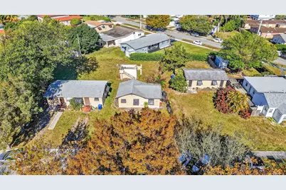 411 Columbus Parkway #1-5, Hollywood, FL 33021 - Photo 1
