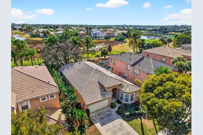 2431 Westmont Drive, West Palm Beach, FL 33411 - Photo 43