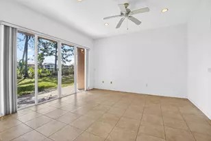 2431 Westmont Dr, West Palm Beach, FL 33411 - Photo 15