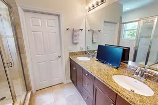 2323 NW Padova St, Port Saint Lucie, FL 34986 - Photo 21