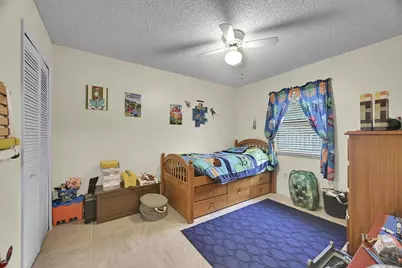 626 SW Cynthia Street, Port Saint Lucie, FL 34983 - Photo 17