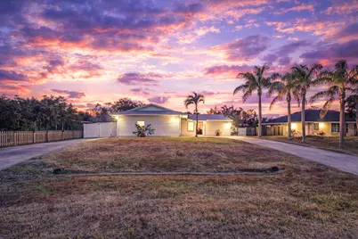 626 SW Cynthia Street, Port Saint Lucie, FL 34983 - Photo 1
