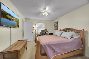 626 SW Cynthia St, Port Saint Lucie, FL 34983 - Photo 15