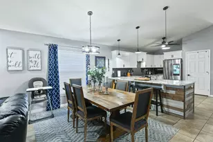 1091 SW 30th St, Palm City, FL 34990 - Photo 13