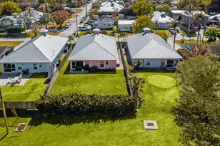 1091 SW 30th St, Palm City, FL 34990 - Photo 33