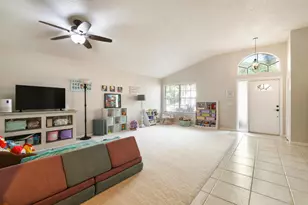 409 Woodview Cir, Palm Beach Gardens, FL 33418 - Photo 7