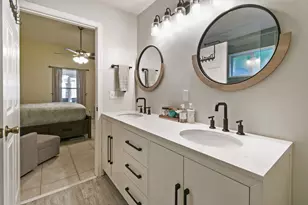 409 Woodview Cir, Palm Beach Gardens, FL 33418 - Photo 29