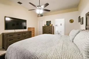 409 Woodview Cir, Palm Beach Gardens, FL 33418 - Photo 27