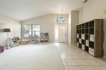 409 Woodview Circle, Palm Beach Gardens, FL 33418 - Photo 5