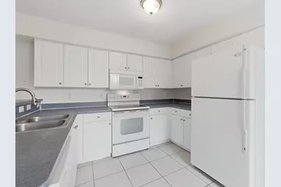 2221 White Pine Circle #B, Greenacres, FL 33415 - Photo 17