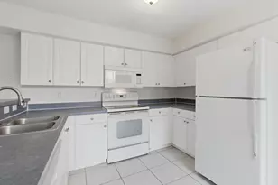 2221 White Pine Cir, Greenacres, FL 33415 - Photo 17