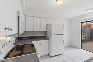 2221 White Pine Cir, Greenacres, FL 33415 - Photo 19