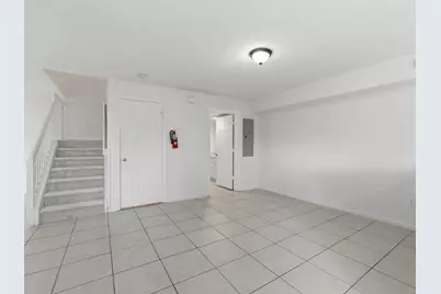 2221 White Pine Circle #B, Greenacres, FL 33415 - Photo 9