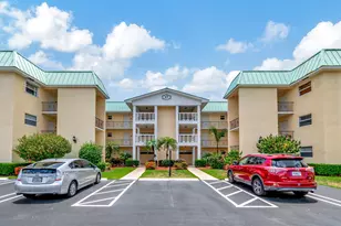 17 Colonial Club Dr, Boynton Beach, FL 33435 - Photo 51