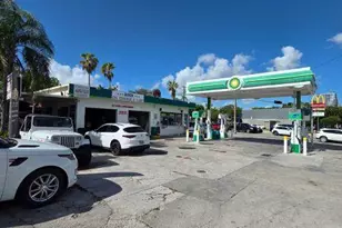 3198 S Dixie Hwy, Miami, FL 33133 - Photo 1
