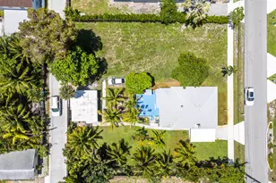 320 SE 4th Ave, Delray Beach, FL 33483 - Photo 3