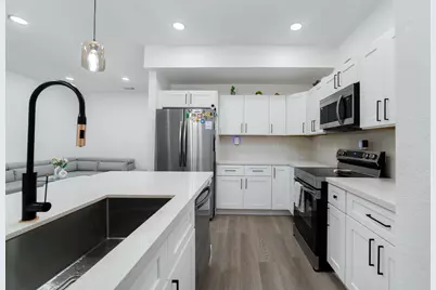 21105 NW 14th Place #4, Miami, FL 33169 - Photo 25