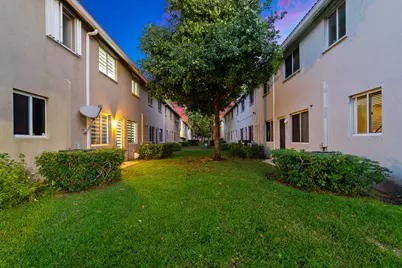 21105 NW 14th Place #4, Miami Gardens, FL 33169 - Photo 51