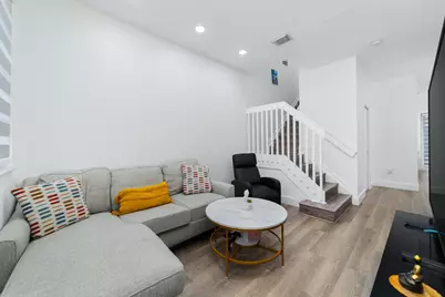 21105 NW 14th Place #4, Miami, FL 33169 - Photo 9