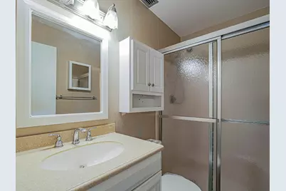 106 Spring Lake Court #201, Vero Beach, FL 32962 - Photo 17