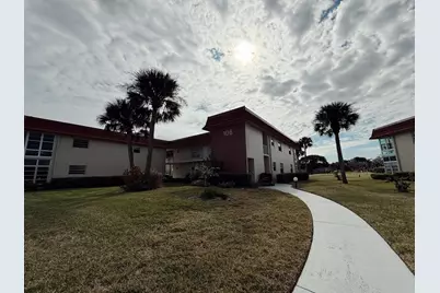 106 Spring Lake Court #201, Vero Beach, FL 32962 - Photo 23