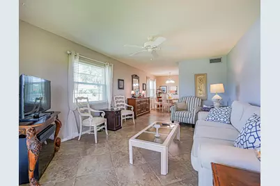 106 Spring Lake Court #201, Vero Beach, FL 32962 - Photo 9