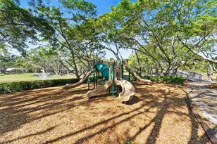 2498 NW 39th St, Boca Raton, FL 33431 - Photo 39