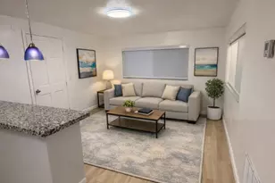 916 Sharar Ave, Opa Locka, FL 33054 - Photo 5