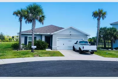 715 Pomegranate Place, Fort Pierce, FL 34981 - Photo 1