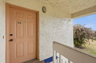 1502 SE Royal Green Cir, Port Saint Lucie, FL 34952 - Photo 3