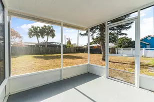 908 Landsdowne Dr, Sebastian, FL 32958 - Photo 27