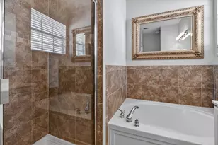 203 E Thatch Palm Cir, Jupiter, FL 33458 - Photo 31