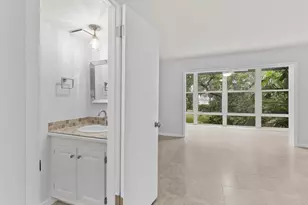 1901 Indian River Blvd, Vero Beach, FL 32960 - Photo 7