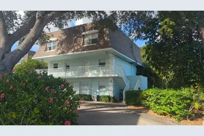 1901 Indian River Boulevard #201, Vero Beach, FL 32960 - Photo 1