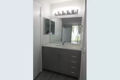 718 Executive Center Drive #13, West Palm Beach, FL 33401 - Photo 13