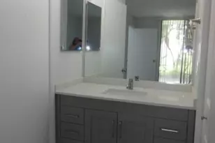 718 Executive Center Dr, West Palm Beach, FL 33401 - Photo 13